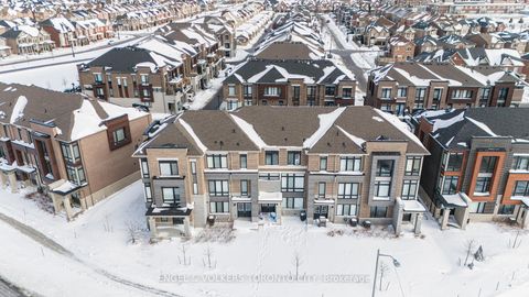 Photo 41 at 43 Holyrood Crescent, Kleinburg, Vaughan