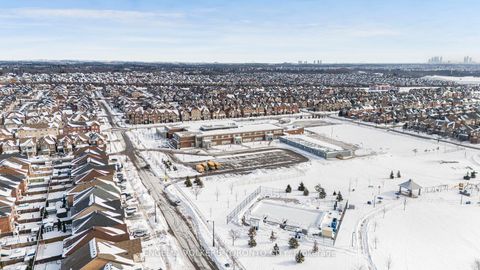 Photo 47 at 43 Holyrood Crescent, Kleinburg, Vaughan