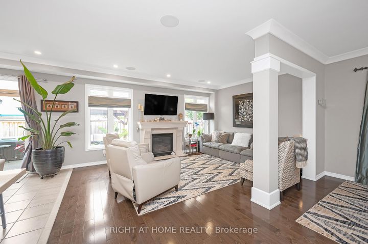 Photo 5 at 4789 Thomas Alton Boulevard, Alton, Burlington