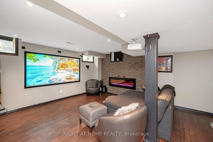 Photo 22 at 4789 Thomas Alton Boulevard, Alton, Burlington