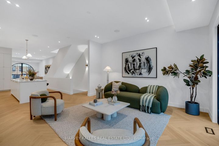 Photo 18 at 101 Briar Hill Avenue, Eglinton, Toronto