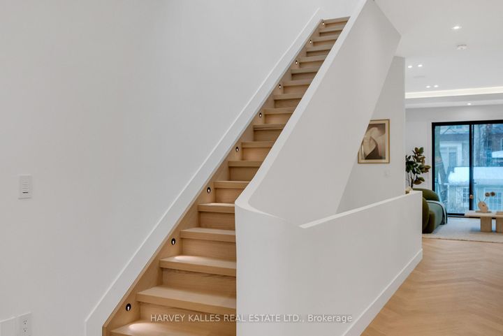 Photo 22 at 101 Briar Hill Avenue, Eglinton, Toronto