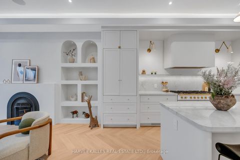 Photo 15 at 101 Briar Hill Avenue, Eglinton, Toronto