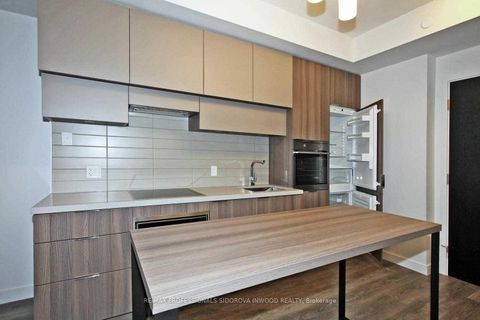 Photo 11 at 4103 - 8 Eglinton Avenue E, Mount Pleasant West, Toronto