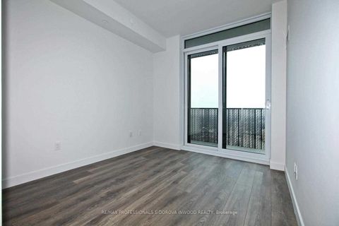 Photo 19 at 4103 - 8 Eglinton Avenue E, Mount Pleasant West, Toronto