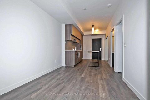 Photo 20 at 4103 - 8 Eglinton Avenue E, Mount Pleasant West, Toronto