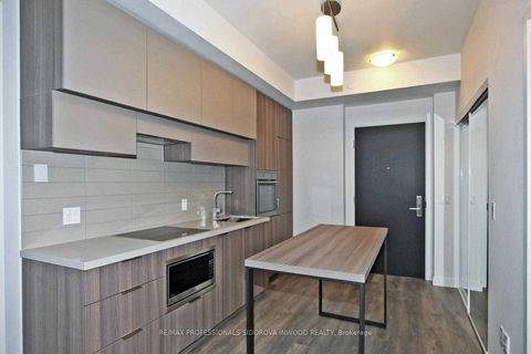 Photo 23 at 4103 - 8 Eglinton Avenue E, Mount Pleasant West, Toronto