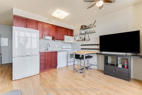 Photo 3 at 1002 - 2464 Weston Road, Weston, Toronto