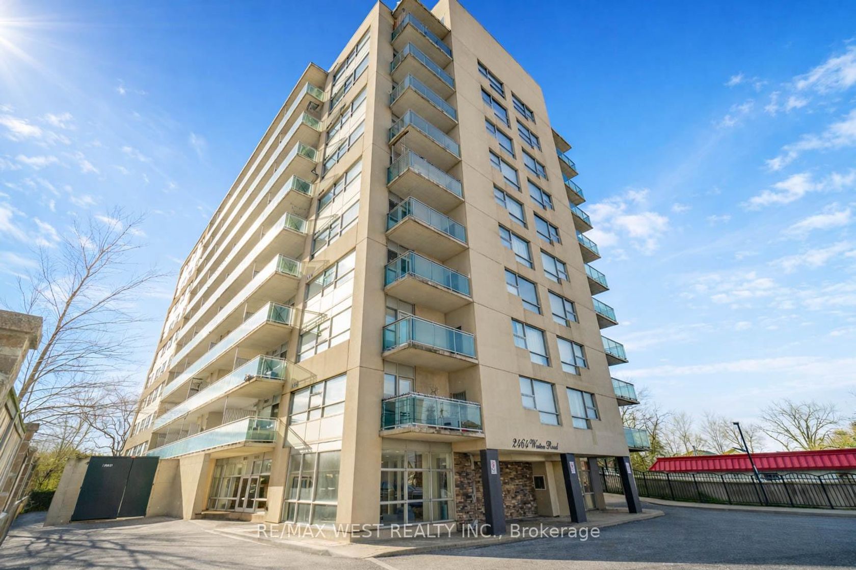 1002 - 2464 Weston Road, Weston, Toronto 