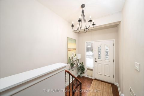 Photo 3 at 146 Queenslea Avenue, Pelmo Park W4, Toronto
