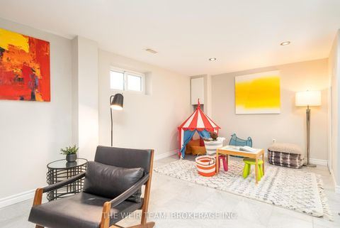 Photo 23 at 146 Queenslea Avenue, Pelmo Park W4, Toronto