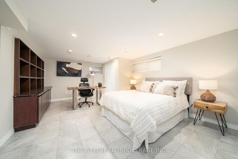 Photo 24 at 146 Queenslea Avenue, Pelmo Park W4, Toronto