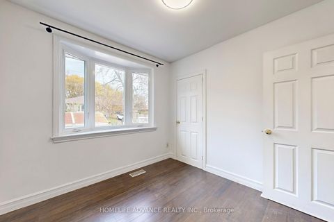 Photo 13 at 1 Walter Avenue, London, Newmarket