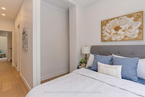 Photo 22 at 208 Gainsborough Road, Woodbine Corridor, Toronto