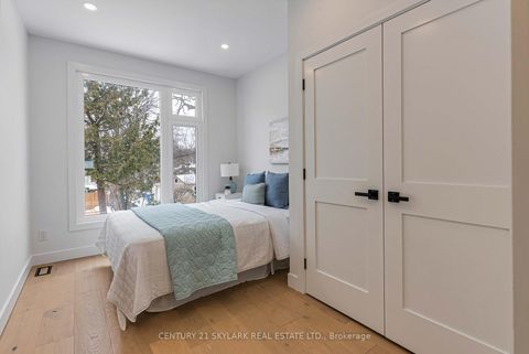 Photo 24 at 208 Gainsborough Road, Woodbine Corridor, Toronto