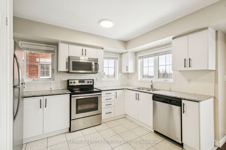 Photo 5 at 22 - 2504 Post Road, RO River Oaks, Oakville