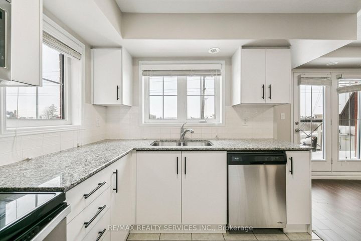 Photo 7 at 22 - 2504 Post Road, RO River Oaks, Oakville