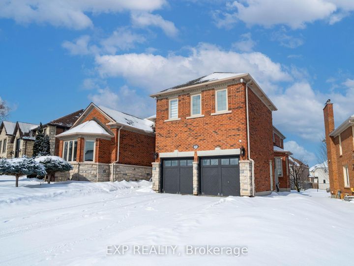 Photo 3 at 46 Boake Trail, Bayview Hill, Richmond Hill
