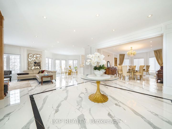 Photo 7 at 46 Boake Trail, Bayview Hill, Richmond Hill