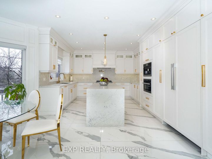 Photo 14 at 46 Boake Trail, Bayview Hill, Richmond Hill