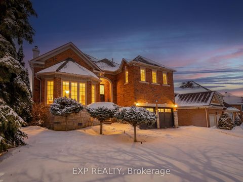 Photo 1 at 46 Boake Trail, Bayview Hill, Richmond Hill