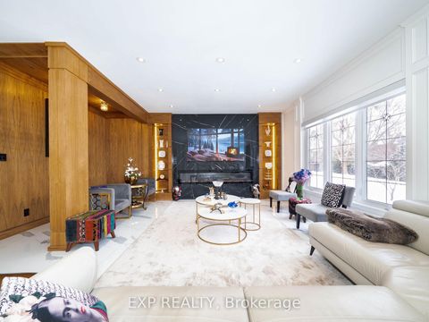 Photo 12 at 46 Boake Trail, Bayview Hill, Richmond Hill