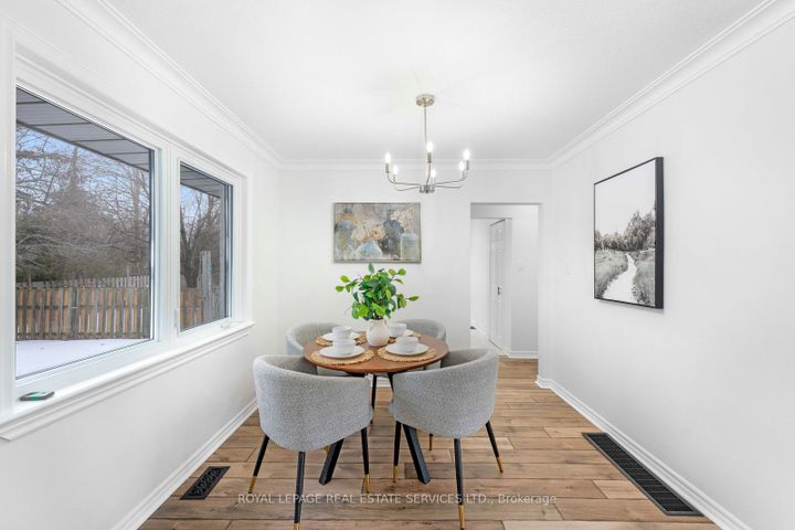 Photo 8 at 518 Third Line, WO West, Oakville