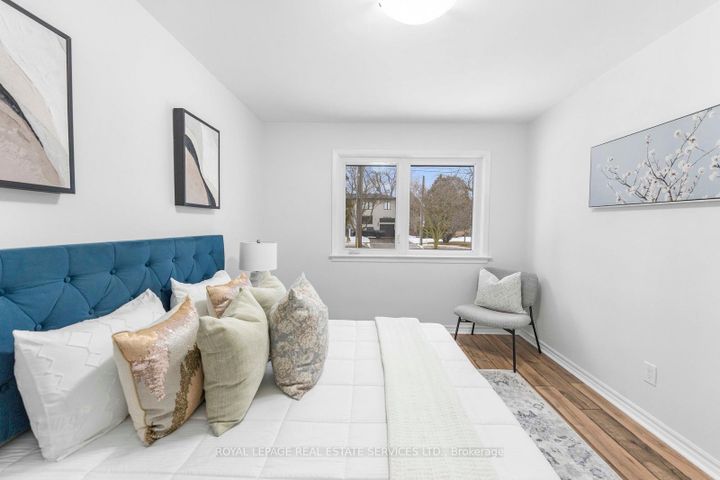 Photo 15 at 518 Third Line, WO West, Oakville