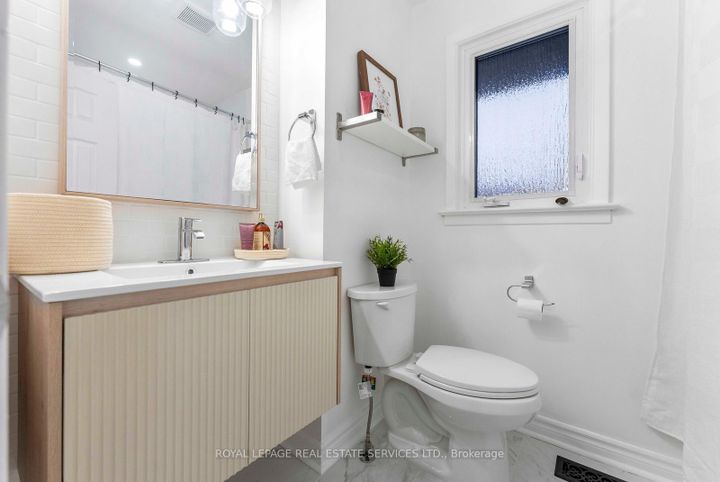 Photo 20 at 518 Third Line, WO West, Oakville