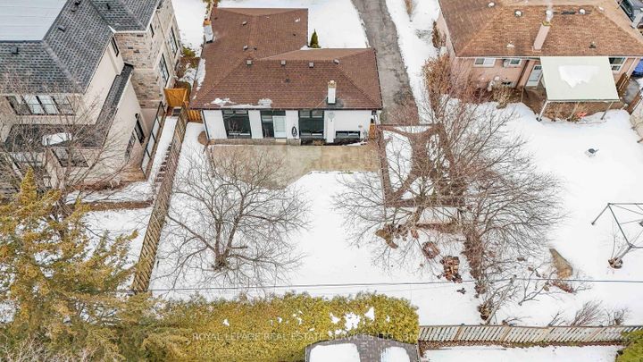 Photo 39 at 518 Third Line, WO West, Oakville