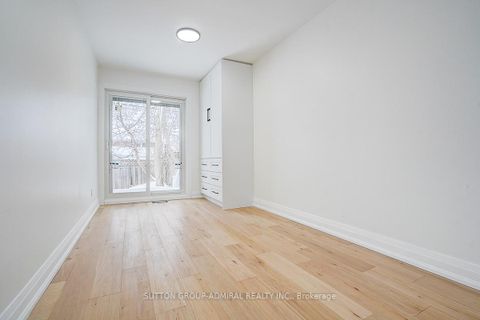 Photo 40 at 176 Cherrywood Drive, London, Newmarket