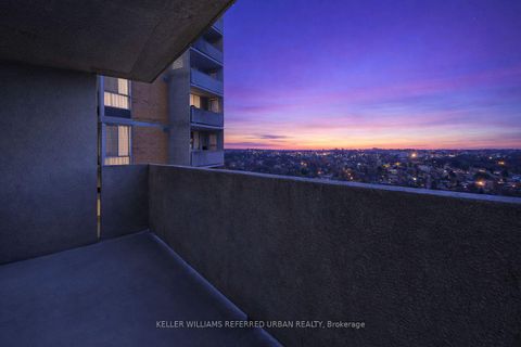 Photo 15 at 1811 - 10 Martha Eaton Way, Amesbury, Toronto