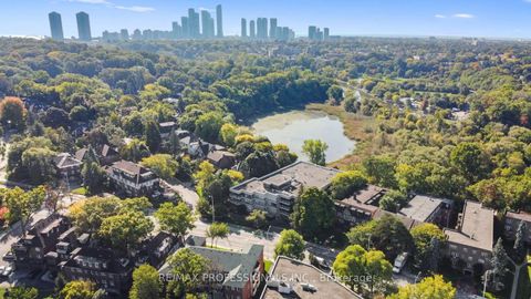 Photo 29 at 404 - 2545 Bloor Street W, Swansea, Toronto