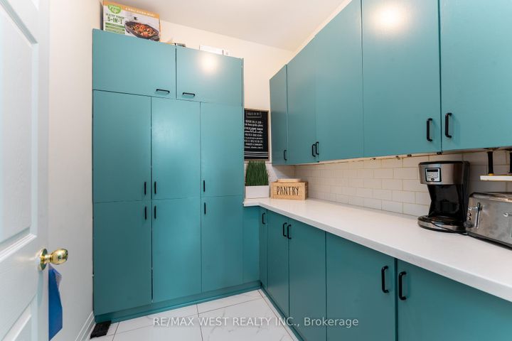 Photo 20 at 76 Yellow Avens Boulevard, Wellington, Brampton