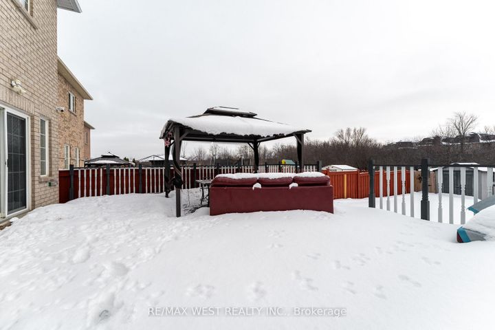 Photo 39 at 76 Yellow Avens Boulevard, Wellington, Brampton