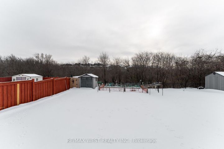 Photo 40 at 76 Yellow Avens Boulevard, Wellington, Brampton