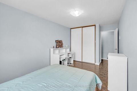 Photo 31 at 1108 - 511 The West Mall Drive W, Etobicoke West Mall, Toronto