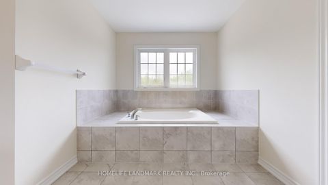 Photo 31 at 119 Hawkins Street, Sutton & Jackson's Point, Georgina