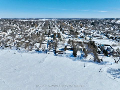 Photo 4 at 586 Lake Drive S, Keswick South, Georgina