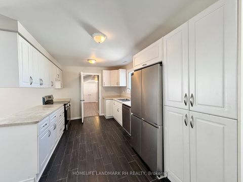 Photo 15 at 586 Lake Drive S, Keswick South, Georgina