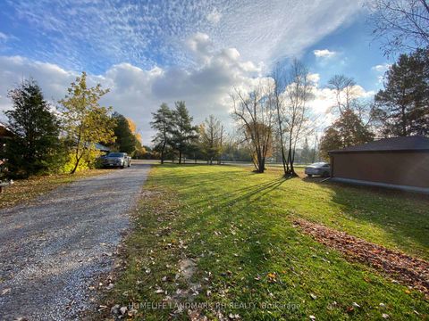 Photo 22 at 586 Lake Drive S, Keswick South, Georgina
