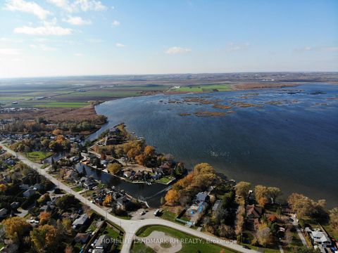 Photo 25 at 586 Lake Drive S, Keswick South, Georgina