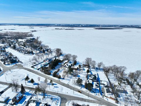 Photo 26 at 586 Lake Drive S, Keswick South, Georgina