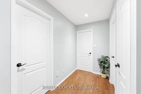 Photo 22 at 75 Delattaye Avenue, Bayview Northeast, Aurora