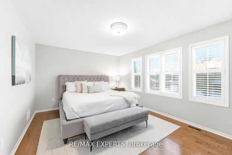 Photo 23 at 75 Delattaye Avenue, Bayview Northeast, Aurora