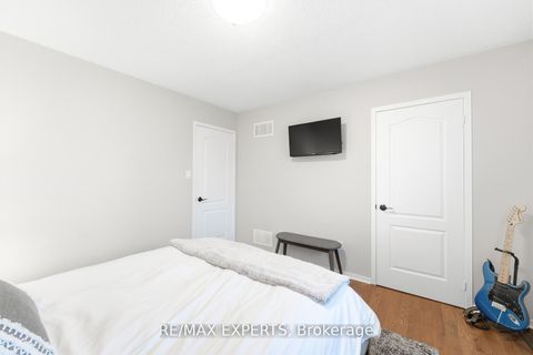 Photo 28 at 75 Delattaye Avenue, Bayview Northeast, Aurora