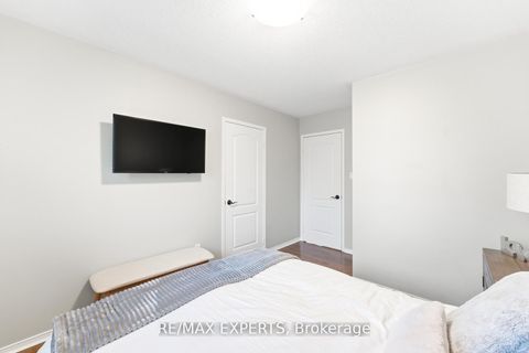 Photo 30 at 75 Delattaye Avenue, Bayview Northeast, Aurora