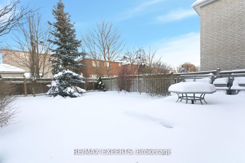 Photo 32 at 75 Delattaye Avenue, Bayview Northeast, Aurora