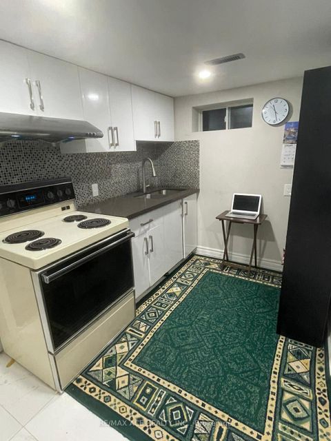 Photo 2 at 169 Flora Drive, Dorset Park, Toronto