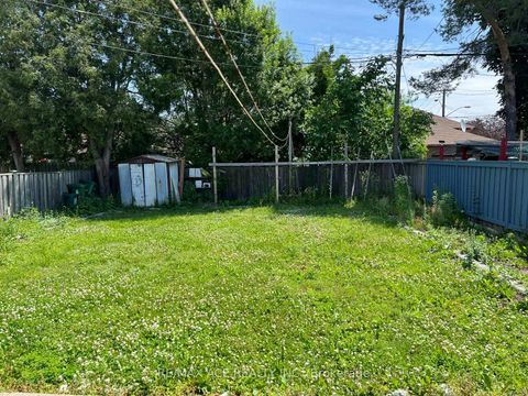 Photo 12 at 169 Flora Drive, Dorset Park, Toronto